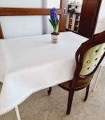 Fata de masa cu dantela - imagine 2