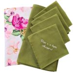 Set fata de masa cu flori, 4 servetele brodate si traversa, bumbac, 110x150 cm