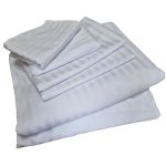 Lenjerie de pat ARIALE pentru 2 persoane, 6 piese, King Size, damasc satinat, Alb