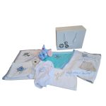 Trusou pentru botez baietel cu Elefant personalizat prin broderie, 13 piese